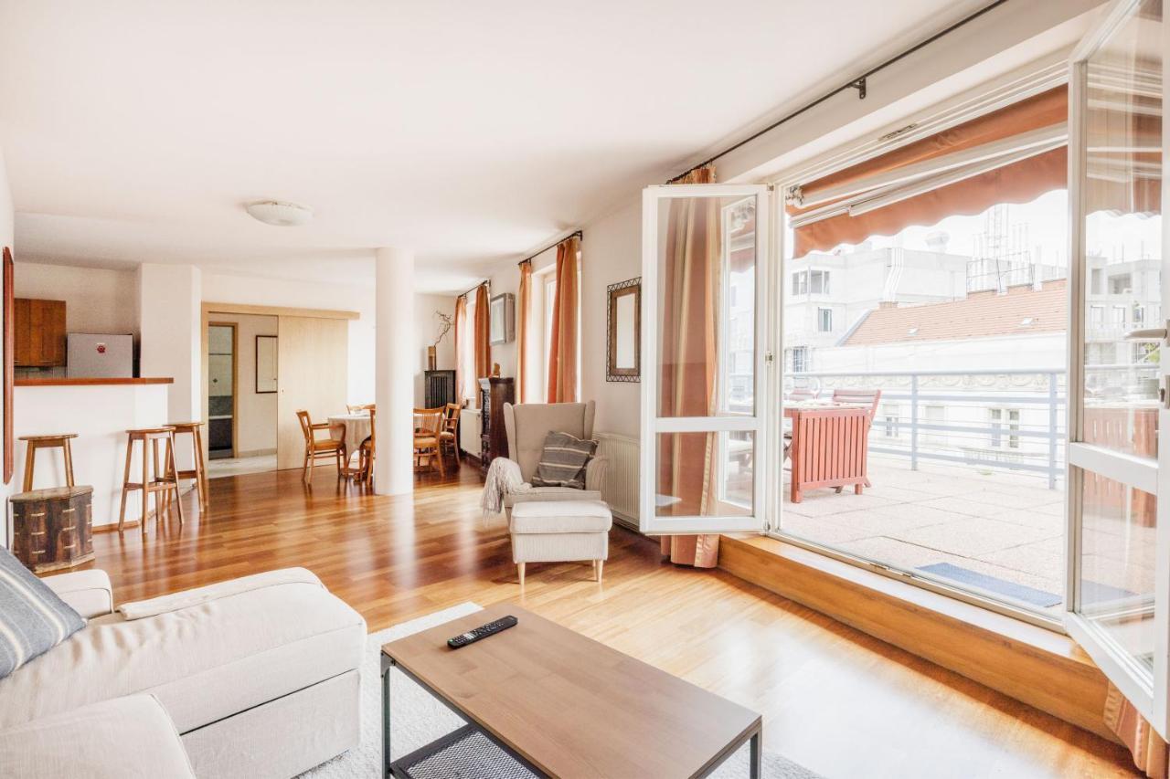 Bright And Spacious Penthouse W/ Terrace & Parking Budapesta Exterior foto