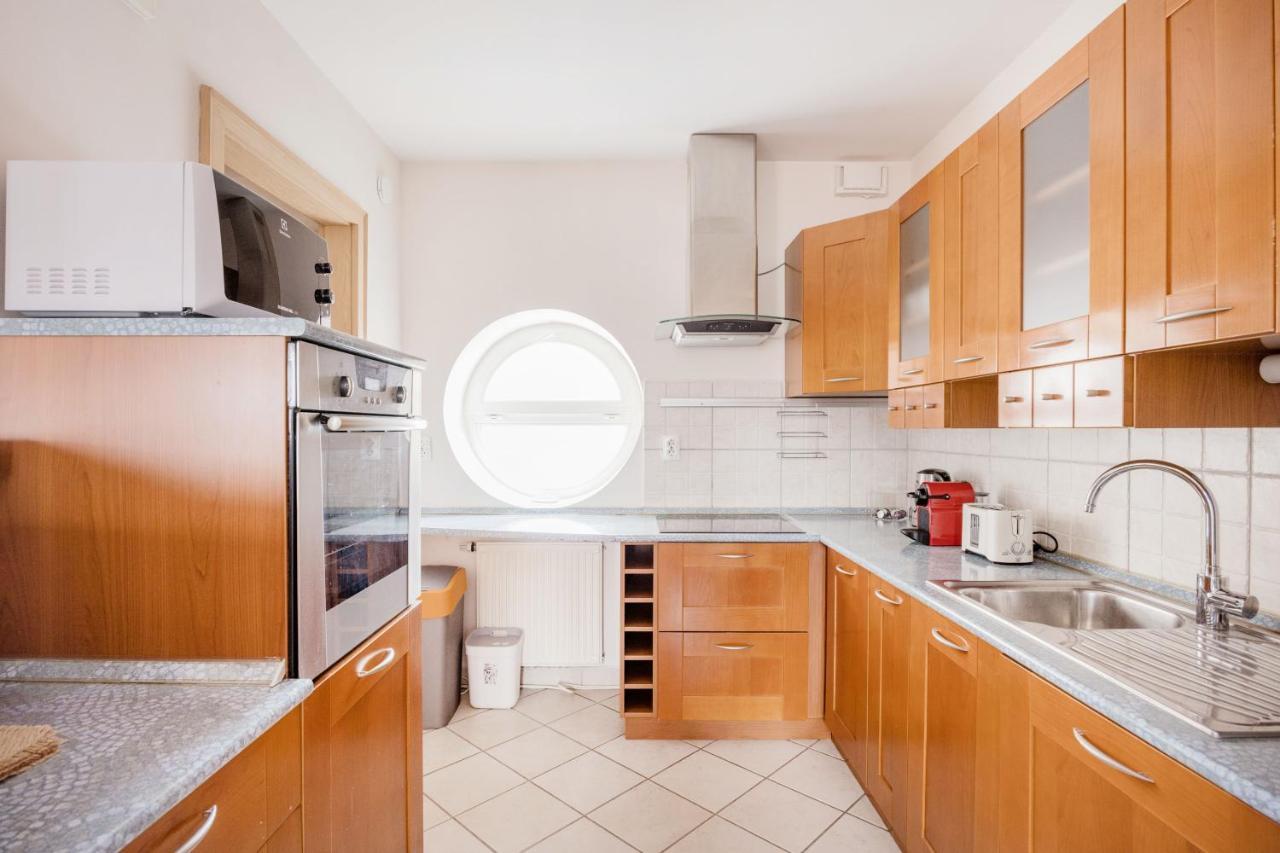 Bright And Spacious Penthouse W/ Terrace & Parking Budapesta Exterior foto